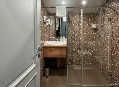 Sheraton Skypoint Luxe - 170
