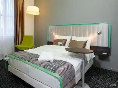Park Inn by Radisson - 43
