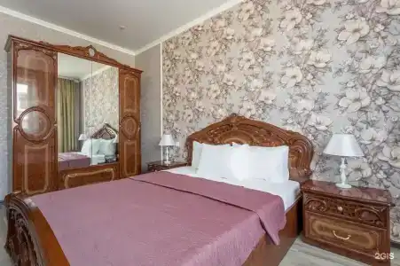 на Садовой - 4