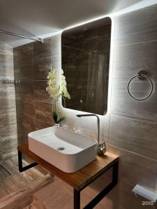 West House - 29