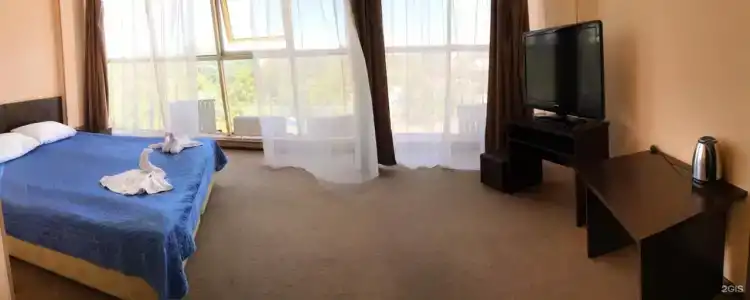 Кремлевский - 115