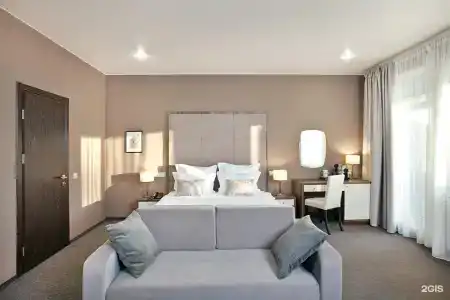 L'Hotel - 18
