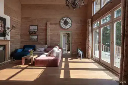 Деревянный коттедж с бассейном и баней - 68