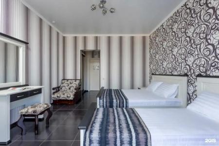 Royal by Undersun - 119