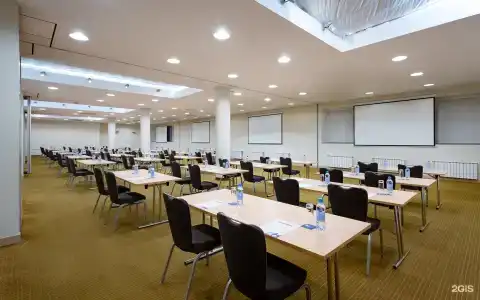 Холидэй Инн - 78