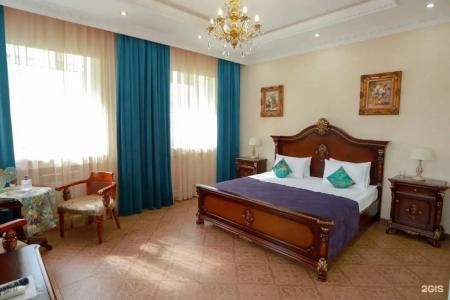 Manor House - 126