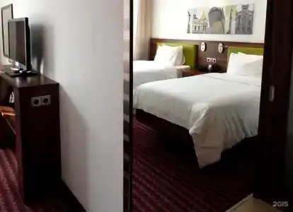 Хэмптон бай Хилтон - 13