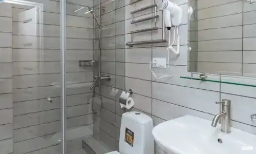 L-hotel - 93