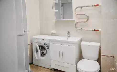 рядом c Кремлём и пл Свободы - 23