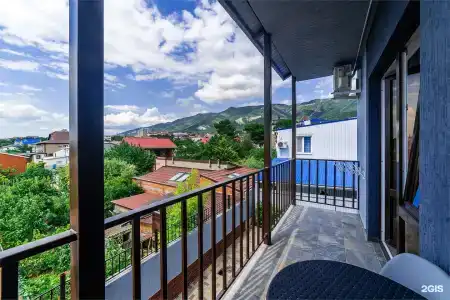 M House - 123