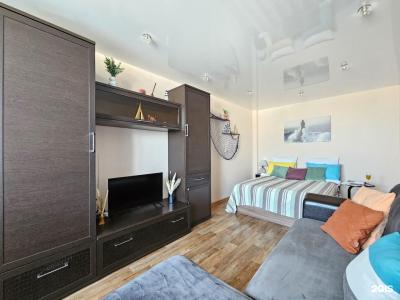 Live comfortably on Oktyabrsky Avenue 82 - 49