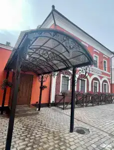 У Кремля - 5