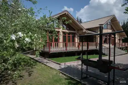 Деревянный коттедж с бассейном и баней - 73