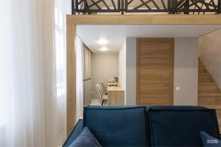 8Avenue - 166