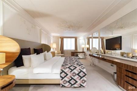 Crown Hotel St. Petersburg - 173