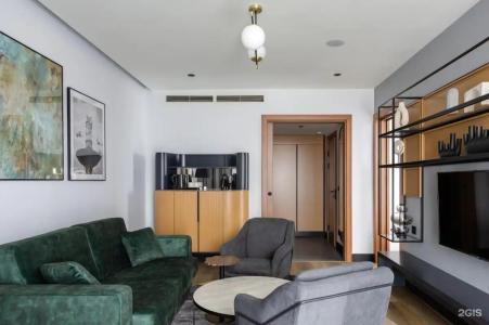 Radisson Blu Hotel - 102