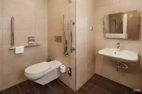Hilton Garden Inn - 63