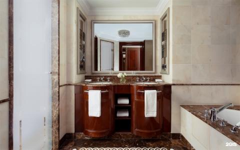 The Carlton - 157