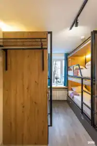 M&DHost - 90