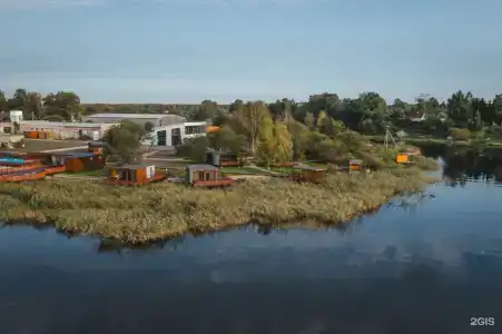 Мыс на Неве - 97