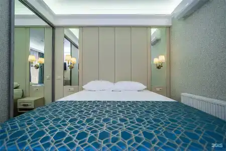 M House - 99