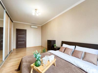 Apartment on Ulitsa Suvorova - 15
