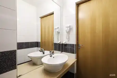 Невский проспект - 136