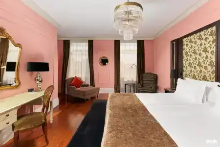 Dom Boutique Hotel - 121