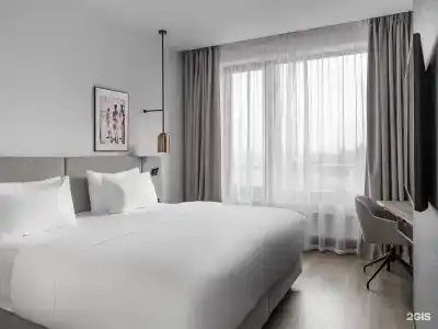 Radisson - 85