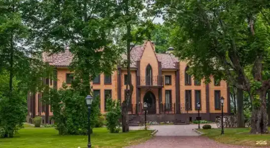 Барский флигель - 1