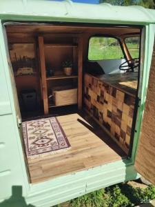 Hippy - 59