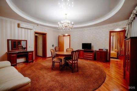 Savoy Petit - 73