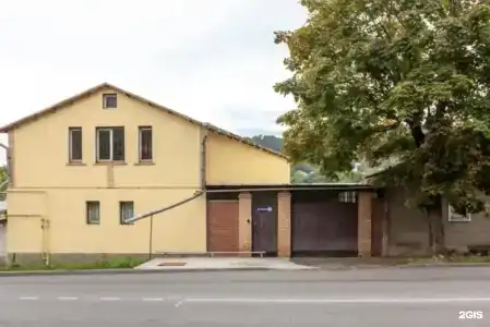 Дом с бассейном - 0