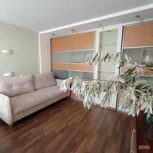 Владимирский - 8