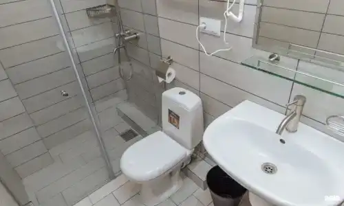 L-hotel - 94