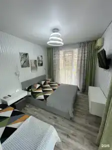 у Левы - 30