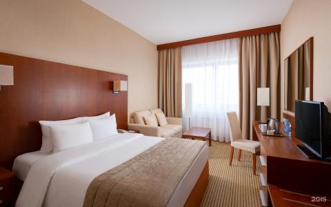 Холидэй Инн - 39