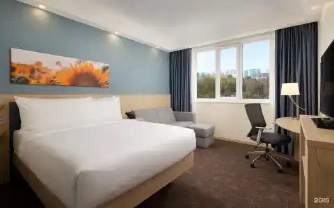 Hampton By Hilton - 15