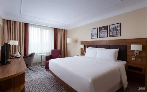 Radisson - 79