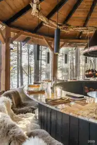 We Lodge - 109