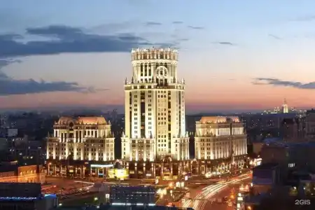 Cosmos Moscow Paveletskaya - 28