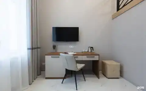 8Avenue - 47