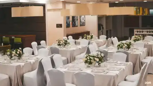Hampton by Hilton - 43