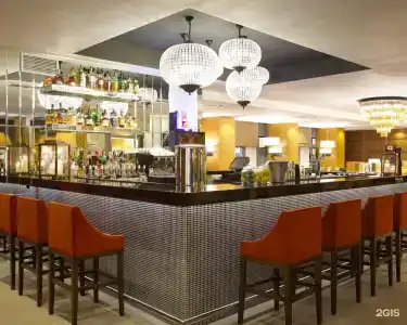 DoubleTree by Hilton - 60