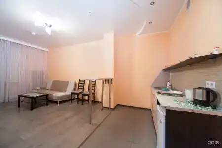 VIP House - 24