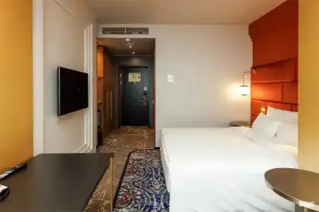 Mercure - 87