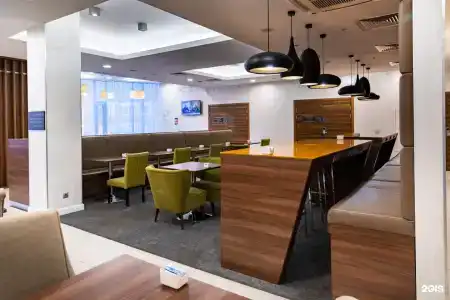 Hampton by Hilton - 37
