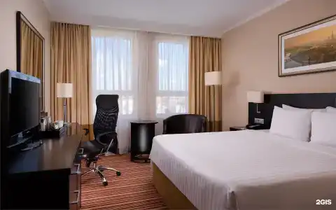 Cort Inn - 10