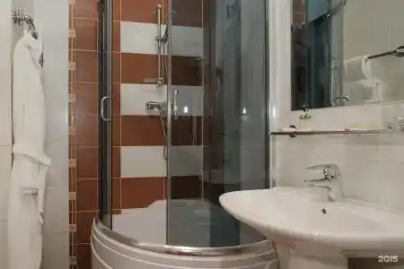 Сити-отель Парус - 175