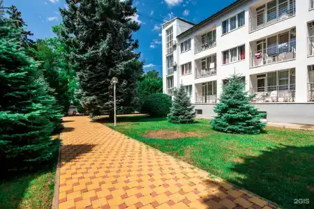 Приморский - 12